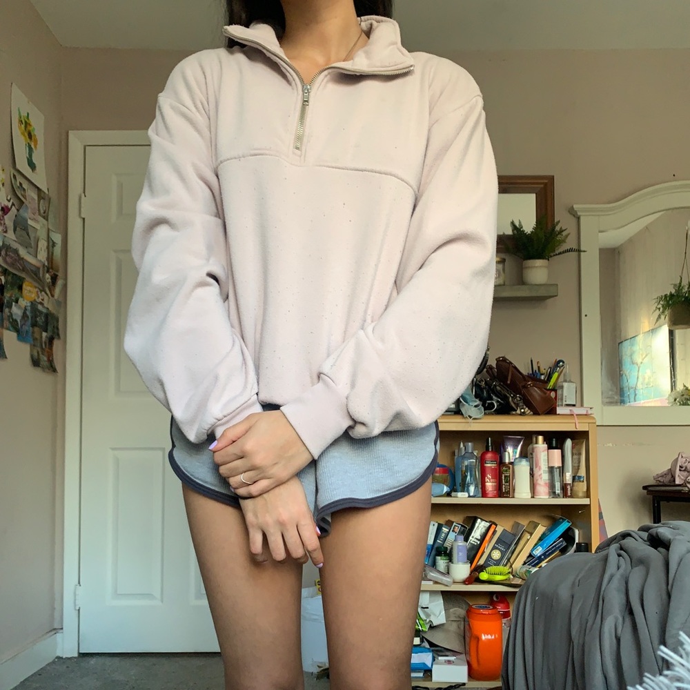 Brandy Melville Isabella Sweatshirt